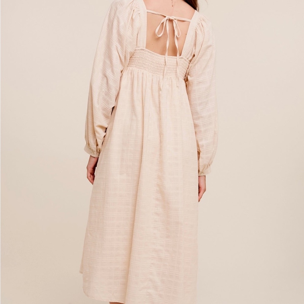 Crisscross Square Neck Maxi Dress - Picture 2 of 6